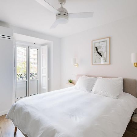 Beautiful Apartment In The Heart Of Madrid Exterior foto